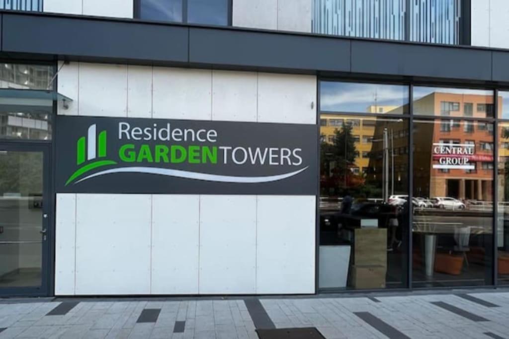 Residence Garden Tower - Zimni Zahrada Prag Exterior foto